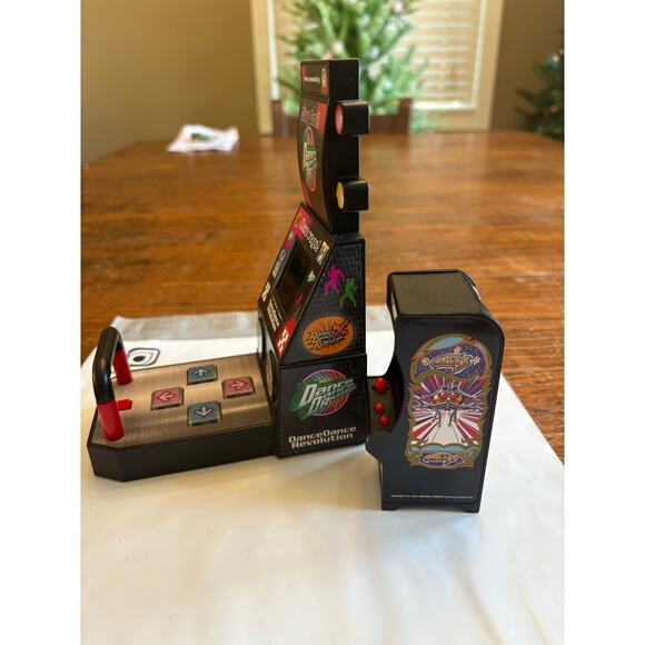 MINI Boardwalk Arcade Dane Dance Revolution Micro Video Game Cabinet & Galaga - Picture 7 of 9